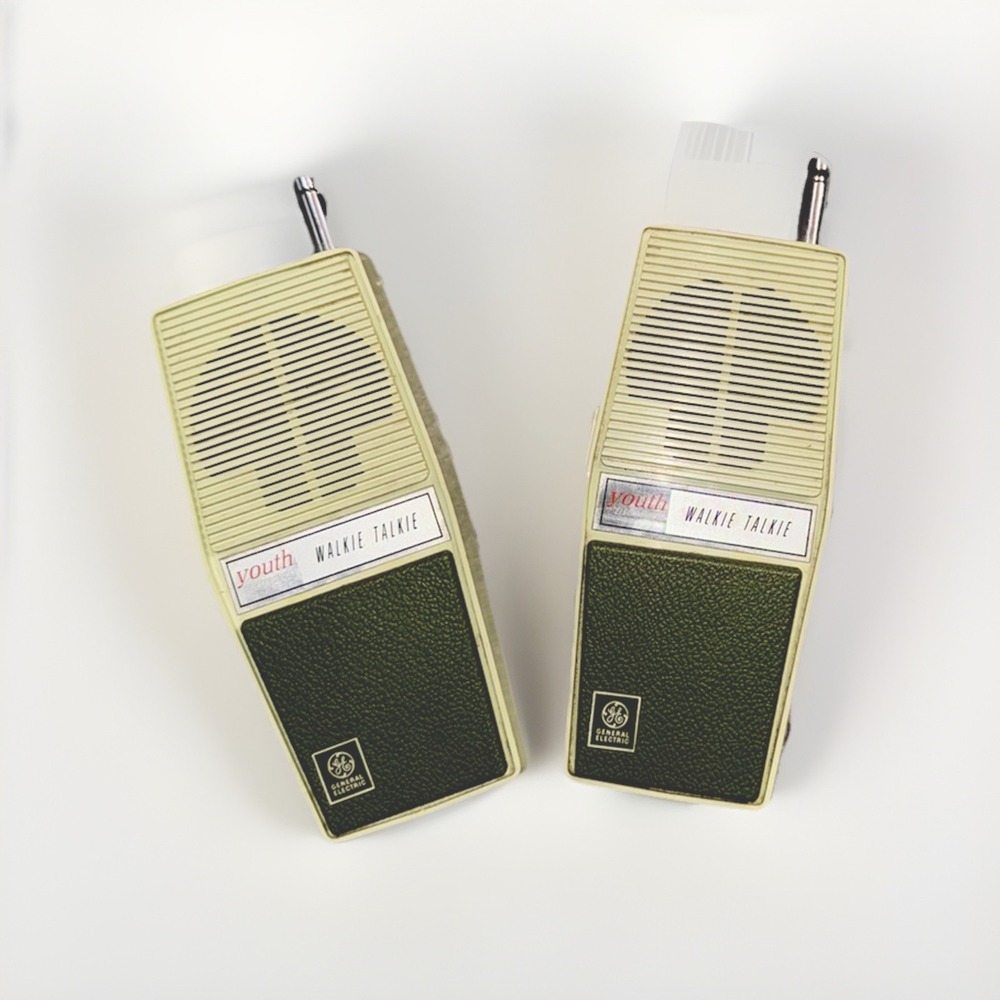 Vintage 1971 GE Youth Electronics Walkie Talkies Battery Operated